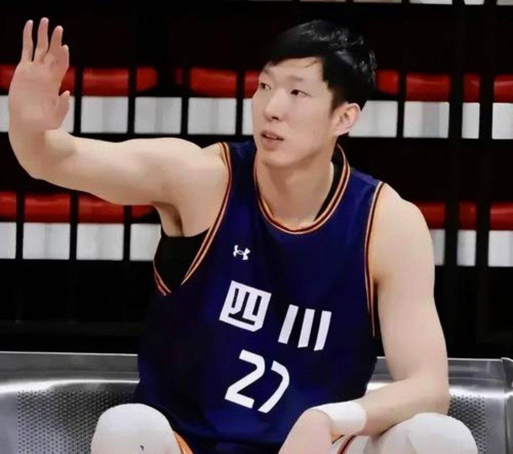 江苏队横扫福建队，周琦关键制胜