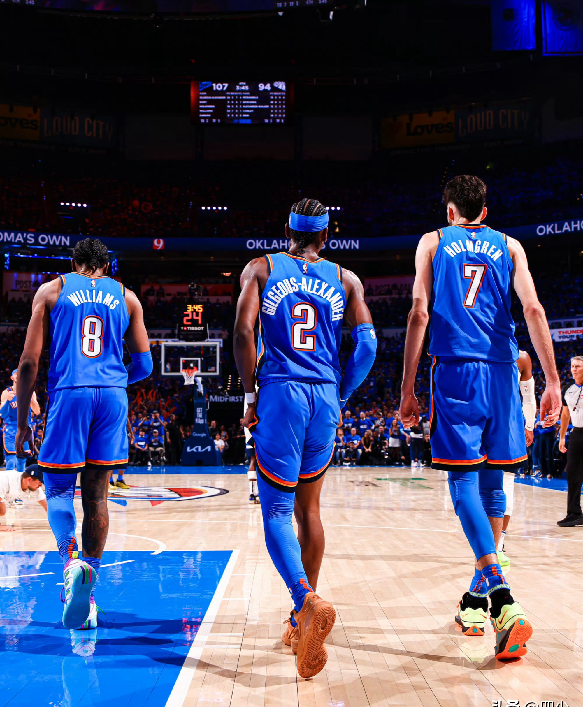 快船完胜雷霆,库里刷新纪录 快船完胜雷霆,库里刷新纪录