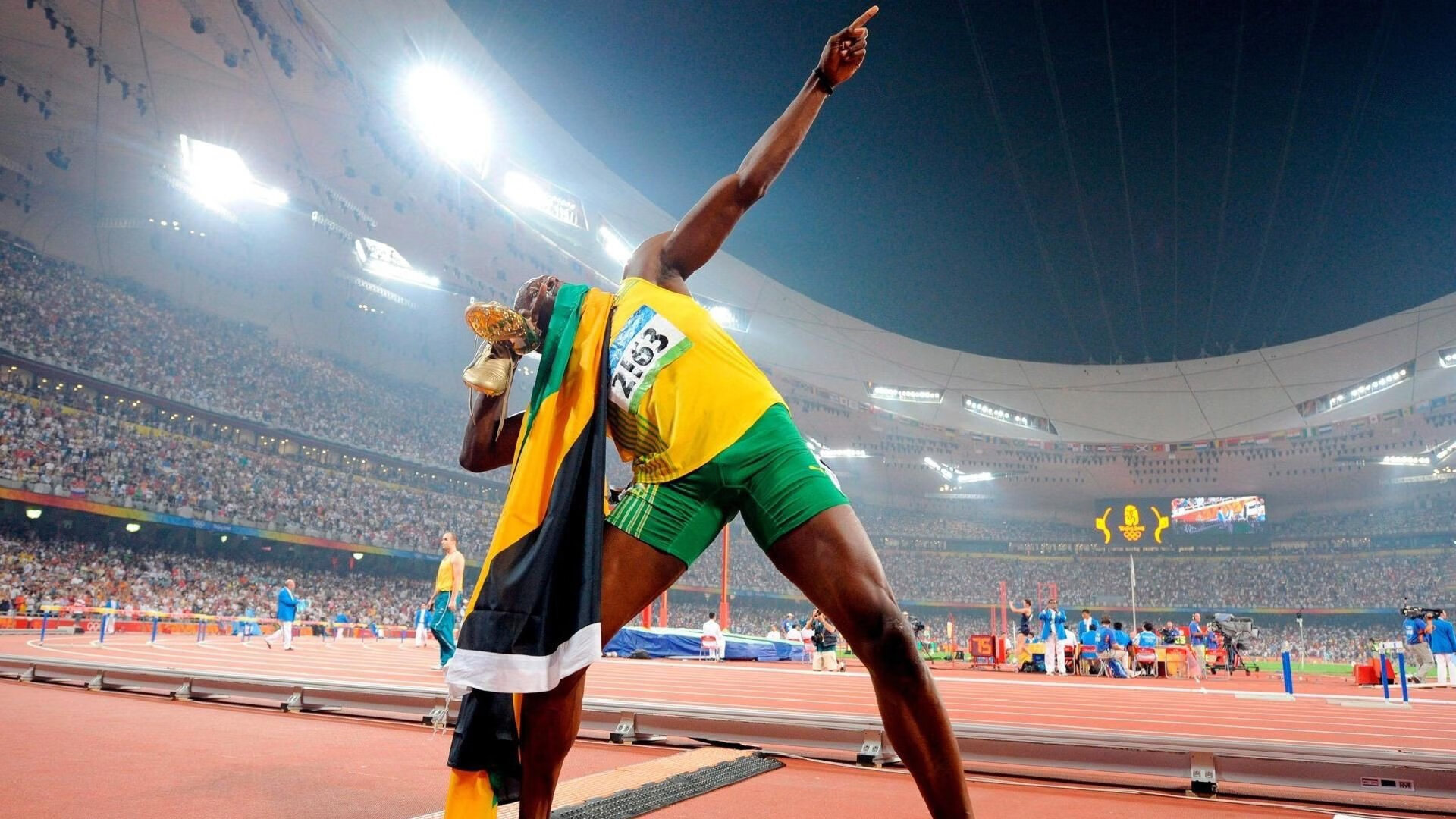 节奏魔法师还是致命狙击手？德甲争冠夜三笘薰掌控的不仅是足球