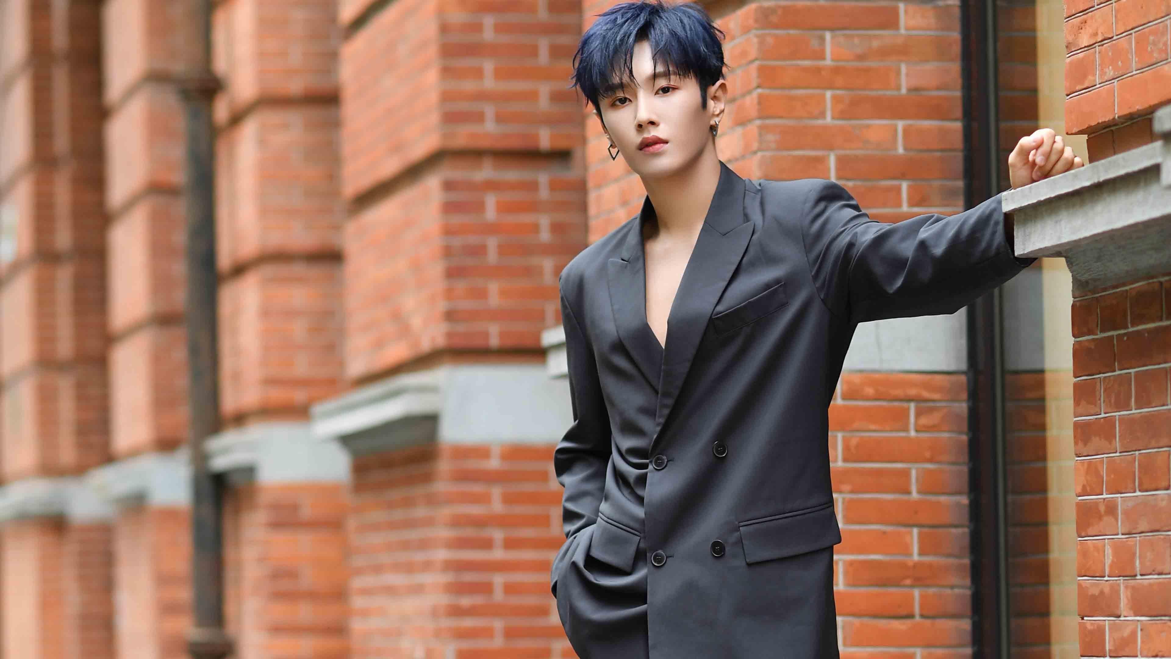 范弗利特时刻,上海友谊赛见证篮网惊天逆转,深圳队功亏一篑