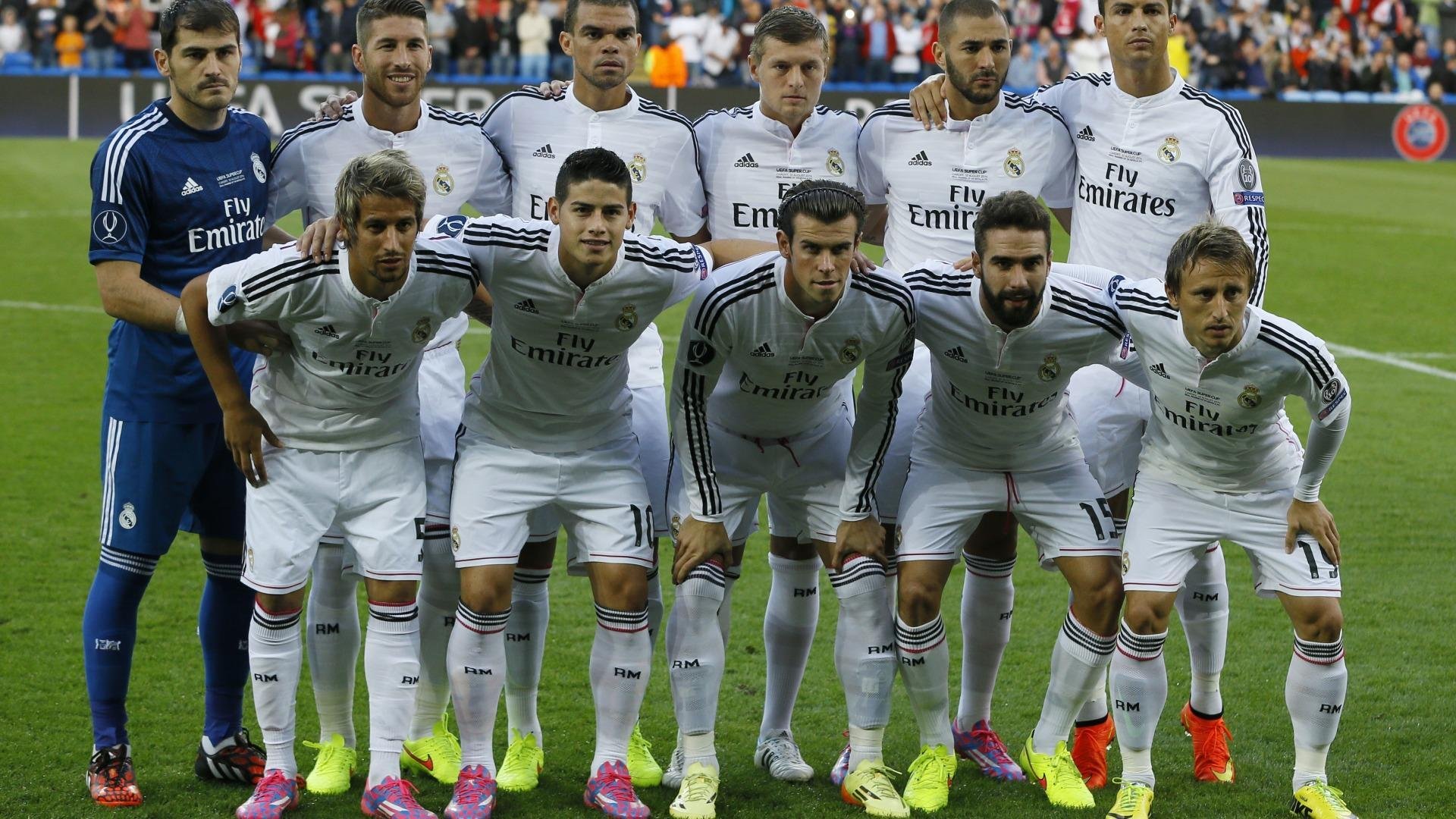 夜空下的统治，布克在年度焦点之战中的压制级狂欢